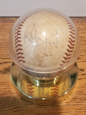 MLB - Robin Yount - Milwaukee Brewers - Hall Of Fame (1999) - Autographed MLB